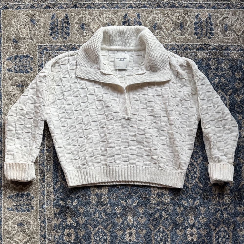 Abercrombie & Fitch Textured Cream Turtleneck Sweater